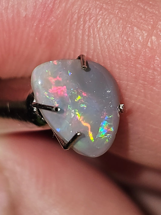 0.90ct lightning Ridge opal