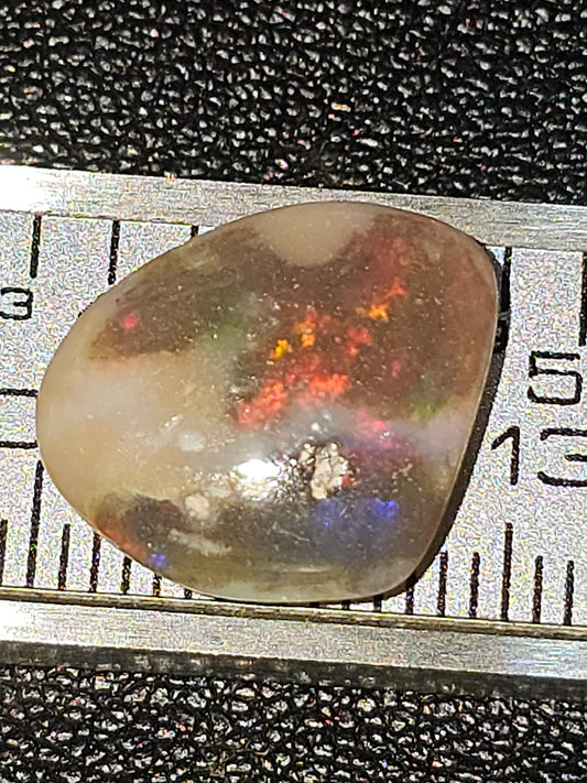 Coober pedy 5ct Australia opal