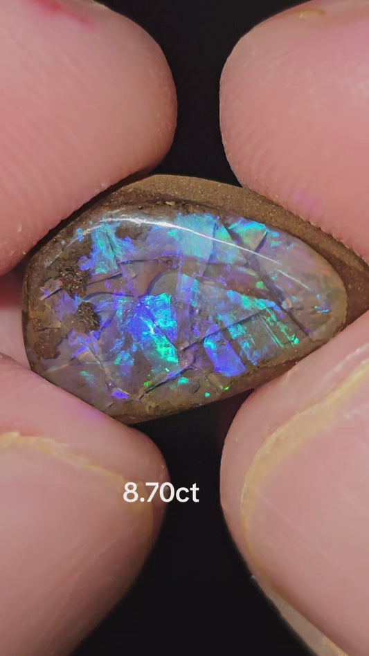 8.70 ct Australia Boulder opal