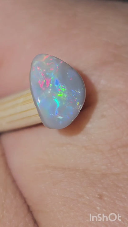 0.90ct lightning Ridge opal