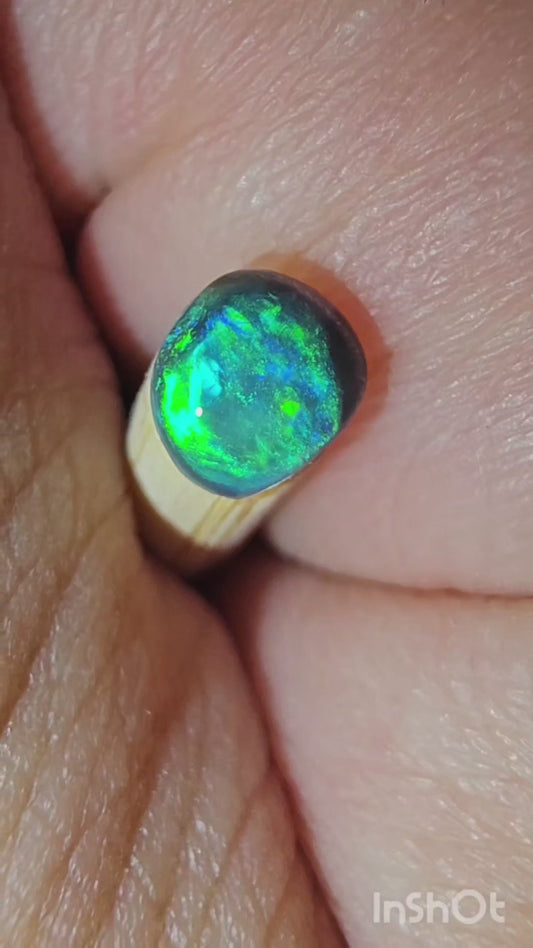 0.40ct lightning Ridge opal