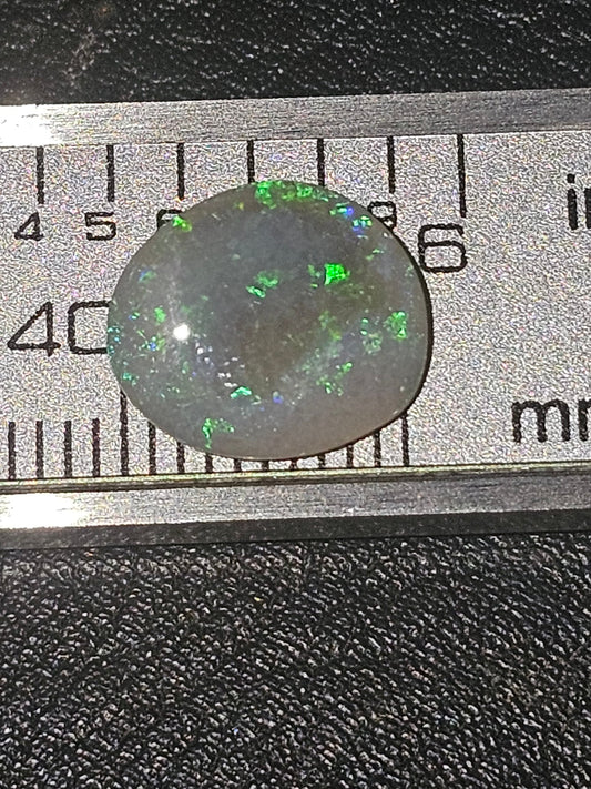 2.35ct lightning Ridge opal