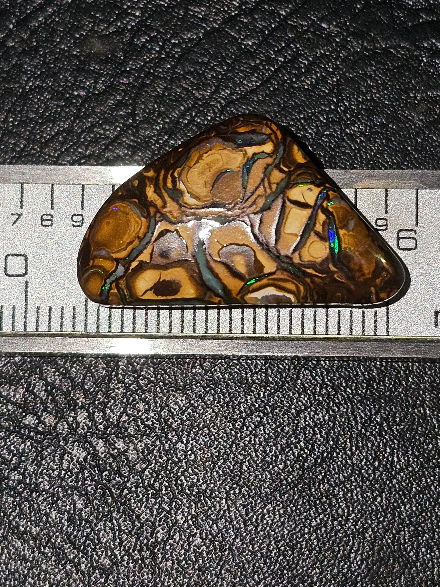 25ct Queensland boulder opal
