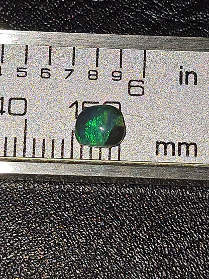 0.40ct lightning Ridge opal
