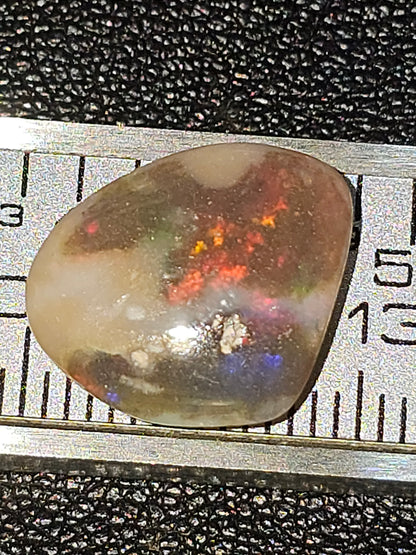Coober pedy 5ct Australia opal